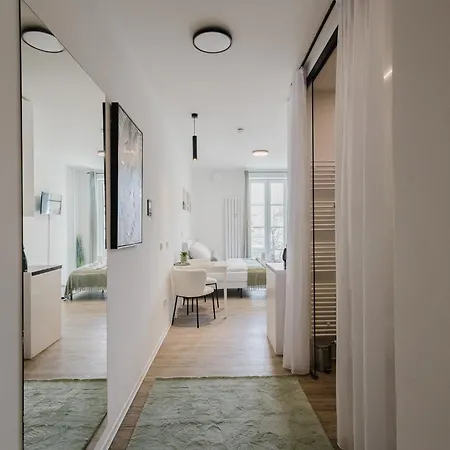 Design-studio Mit Balkon - Naehe Donau *