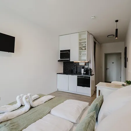 Apartamento Design-studio Mit Balkon - Naehe Donau *